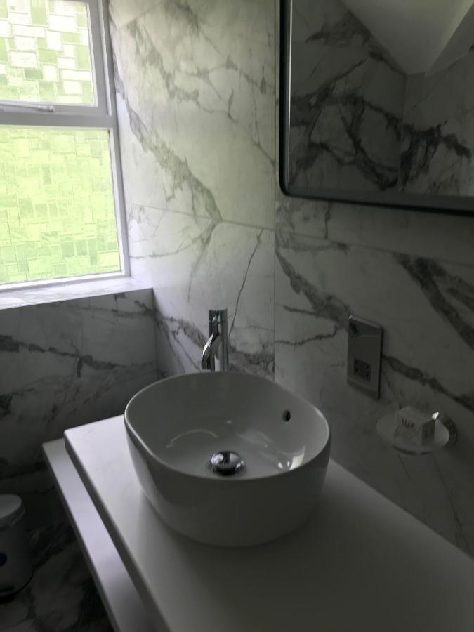 La Suisse Serviced Apartment *